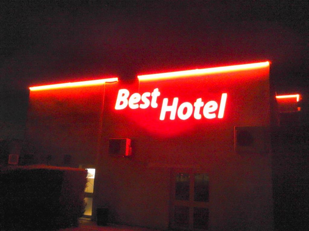 Best Hotel Lyon - Saint Priest Exterior photo